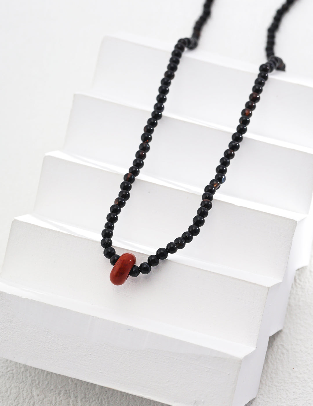 Collier en Agates noires - Miki